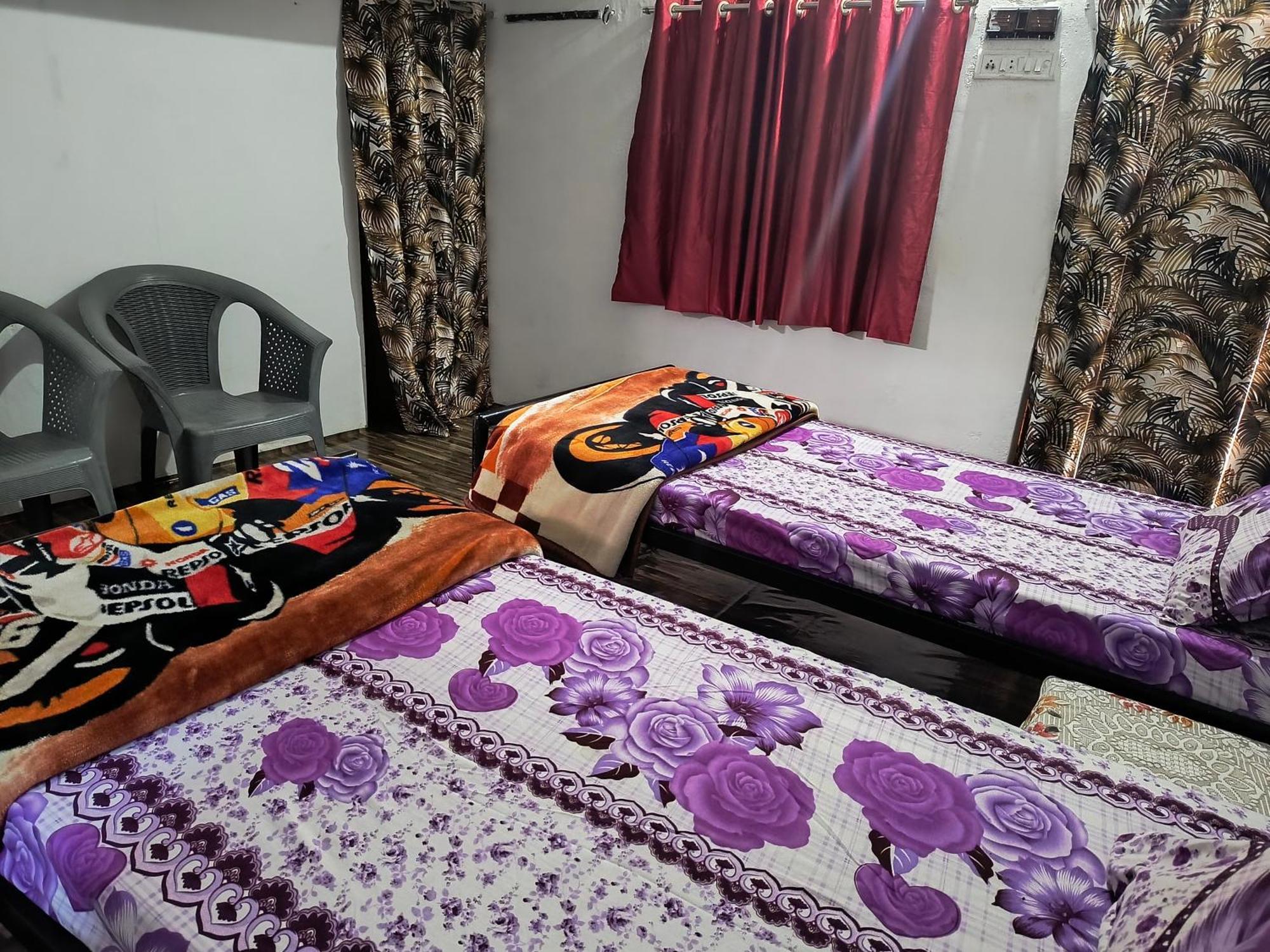 Holiday Home Stay Khajurāho Екстериор снимка