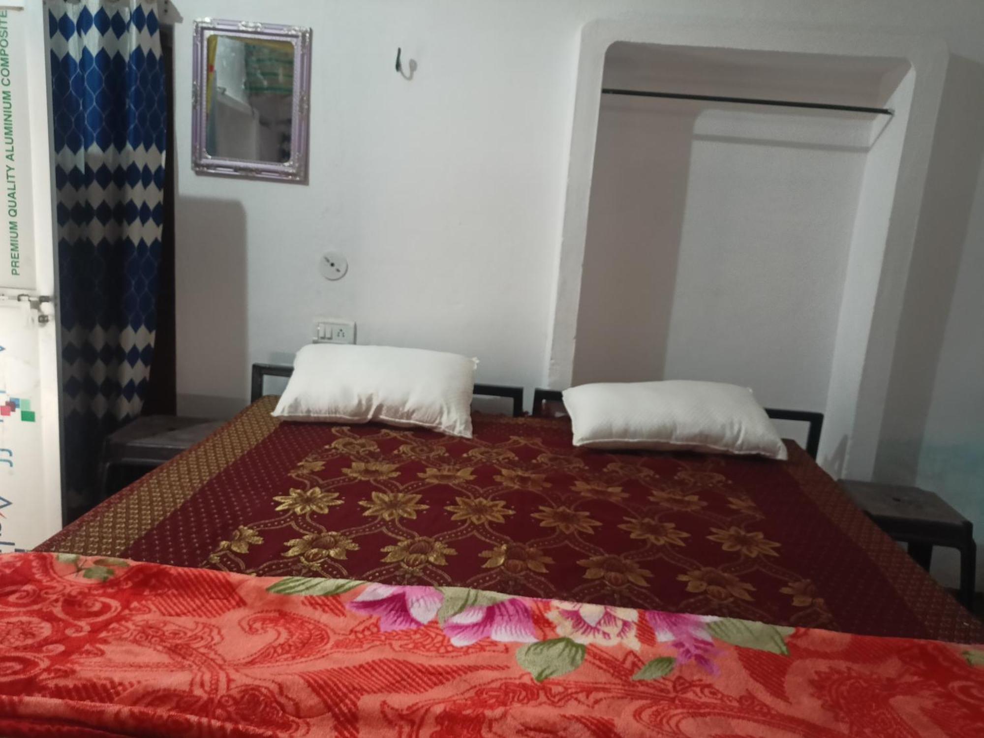 Holiday Home Stay Khajurāho Екстериор снимка